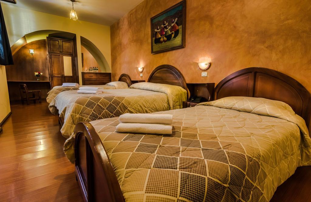 Hotel San Francisco De กีโต ภายนอก รูปภาพ